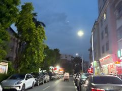 -甘掌门·化州驰名牛杂粉(越秀店)