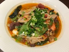 -成都你六姐·牛肉冒菜(城市集市合生汇店)