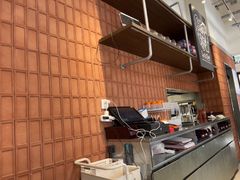 -必胜客(上海华谊新所店)