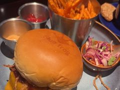 -blue frog蓝蛙(长泰广场店)