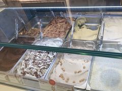 -VENCHI 闻绮(上海佛罗伦萨小镇店)