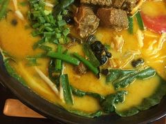 -蒙小妹骨汤饭.米线(新光路店)