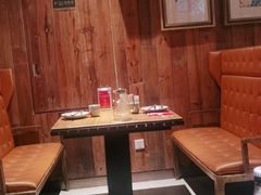 卡座-青年公社烤鸭(青年路店)