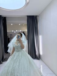 点击看大图 -艾拉·女王婚纱礼服馆