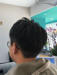 -苏豪美发S A L O N烫发染发