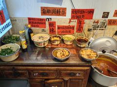 -柳州肥姨妈大骨螺蛳粉(东靖路店)