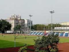 -燕子岗体育场