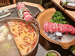 -三出山火锅(南京万象天地店)