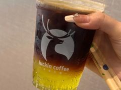 -瑞幸咖啡(大连罗斯福广场一层店)