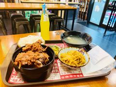 -犟骨头排骨饭(回龙观龙禧店)