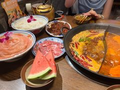 -萍姐火锅·公路夜市(武汉首店)