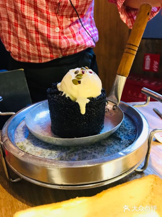 蜜桃餐厅·江浙融合菜(荟聚购物中心店)燃烧吧！蜂窝煤图片