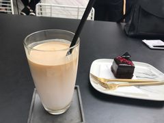 -UNI UNI(环亚凯瑟琳店)