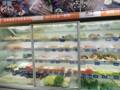 -两三事小郡肝串串香火锅(桂庙店)