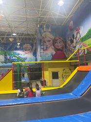 -爱丽丝奇幻乐园