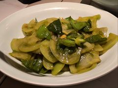 -荷花亭·湖北融合菜(中商广场店)