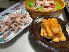 -尚尚仙·酸汤猪手·猪肚鸡火锅(华联万柳购物中心店)