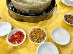 -濠轩阁特色生蚝火锅(水湾路店)