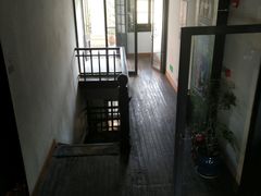 内景-Big House当代艺术中心