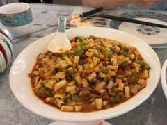 -汗腾格里·风味餐厅(新疆驻京办店)