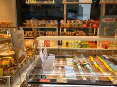 面包甜点陈列柜-爱达乐面包生日蛋糕(泛悦国际店)