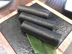 香滑黑芝麻卷-喜喜酒家·纯手工点心·粤菜