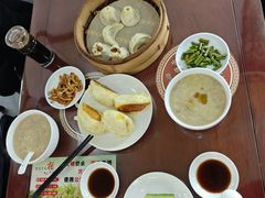 -马市街食它汤店(解放路店)