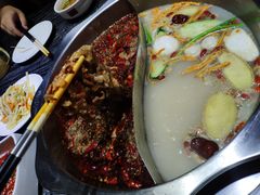 -重庆大队长火锅(凤城八路店)