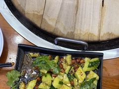 -曹丞相·地锅鸡·地锅鱼(武林店)