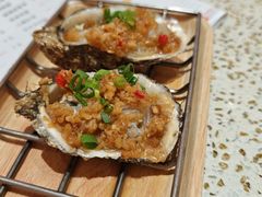-小董哥烤串·爆汁大油边(故宫店)