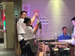 -海底捞火锅鲜切牛肉主题店(长寿路店)