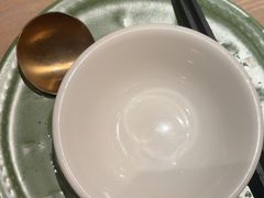 -耶里夏丽·丝路国际·新疆餐厅(浦东区东方路店)