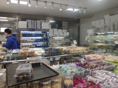 面包甜点陈列柜-幸福蛋糕坊(金顶街店)