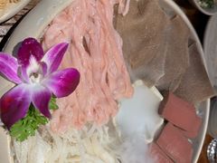 -东巴人鱼豆花火锅(幸福街店)