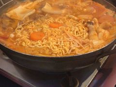 -炙韩料理·部队锅专门店