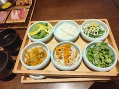 -银米·云南传统过桥米线(双廊黑金冠店)
