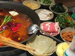 -四小区火锅·巷子里的重庆火锅(花照壁店)