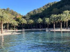 -腾冲洞山温泉村