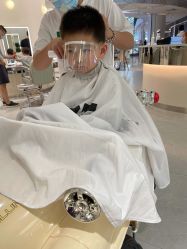 -PE SALON