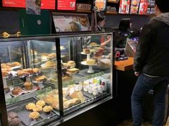面包甜点陈列柜-星巴克(重庆火车北站北广场II店)