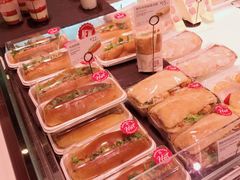 -巴黎贝甜(大宁国际商业广场店)