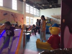 -蒙特利亲子乐园