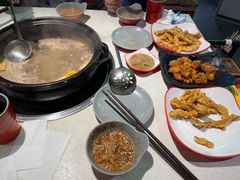 -钢管厂五区小郡肝串串香火锅(梅川路店)