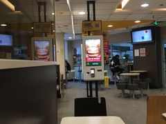 -麦当劳(湖光北街店)