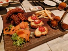 小吃拼盘-郑州希尔顿酒店·阿米奇意大利餐厅