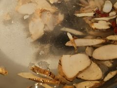 -潮发潮汕牛肉店(龙洞店)