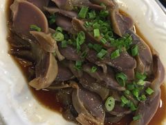 -渝君重庆火锅(嘉宾路店)