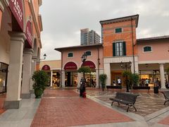 -佛罗伦萨小镇广佛名品奥特莱斯(疏港路店)