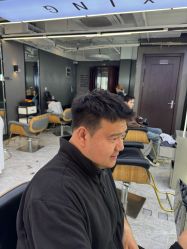 -藤野造型烫发染发