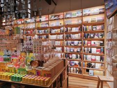 -猫的天空之城概念书店(杭州南宋御街店)